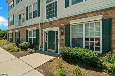 428 Lenape Ln, Lopatcong Township, NJ 08865 - Photo 2