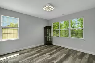 428 Lenape Ln, Lopatcong Township, NJ 08865 - Photo 6