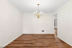 12 Harwich Ct, Scotch Plains Township, NJ 07076 - Photo 10