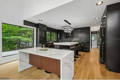 148 Great Hills Rd, Millburn, NJ 07078 - Photo 14