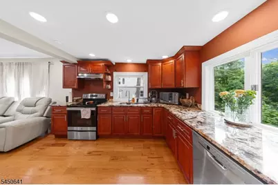 6 Hoover Rd, Jefferson Township, NJ 07438 - Photo 20
