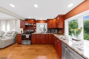 6 Hoover Rd, Jefferson Township, NJ 07438 - Photo 20