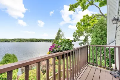 257 Lakeside Blvd, Hopatcong, NJ 07843 - Photo 12
