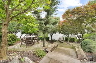 257 Lakeside Blvd, Hopatcong, NJ 07843 - Photo 16