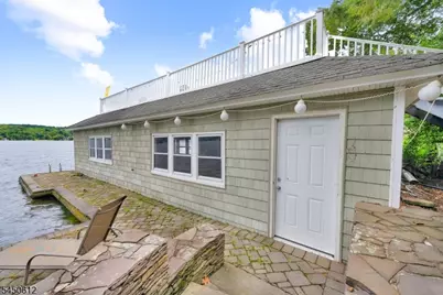 257 Lakeside Blvd, Hopatcong, NJ 07843 - Photo 10