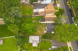 806 E 2nd St, Plainfield, NJ 07062 - Photo 20