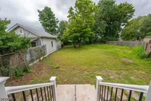 806 E 2nd St, Plainfield, NJ 07062 - Photo 16