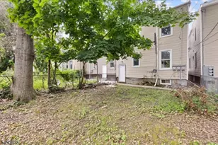 533 S Clinton St, East Orange, NJ 07018 - Photo 32