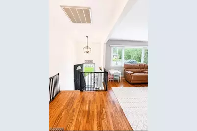 522 Dinah Rd, Roxbury Township, NJ 07850 - Photo 4