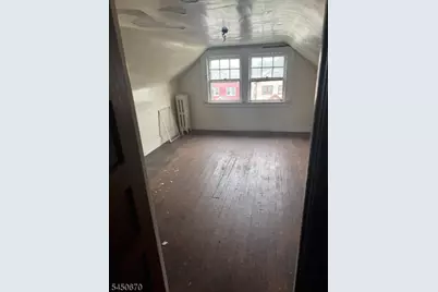 116 Berkeley Ave, Bloomfield, NJ 07003 - Photo 14