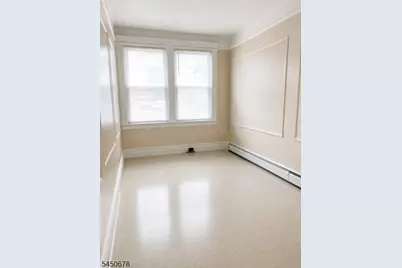 16 Stuyvesant Ave, Newark, NJ 07106 - Photo 1