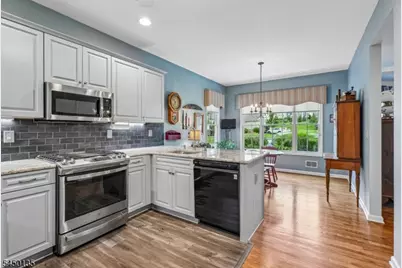 14 Kestrel Court, Washington Township, NJ 07882 - Photo 18