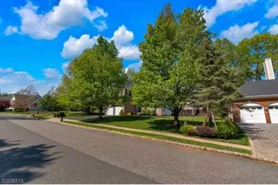 1 Captains Woods Rd, Readington, NJ 08889 - Photo 6