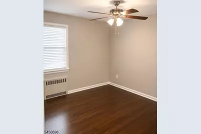 53 Hughes St, Maplewood, NJ 07040 - Photo 4