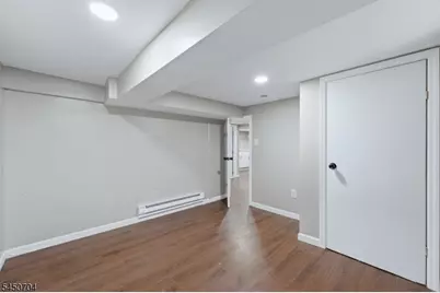 139 Isabella Ave, Newark, NJ 07106 - Photo 36