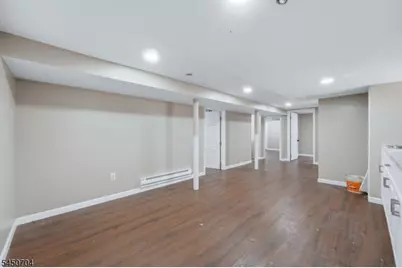 139 Isabella Ave, Newark, NJ 07106 - Photo 34