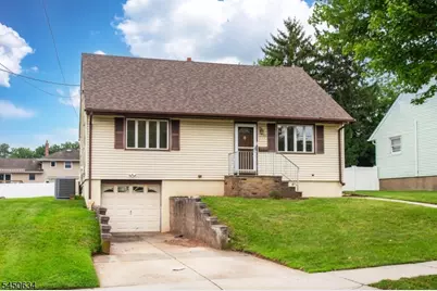 52 Huemmer Ter, Clifton, NJ 07013 - Photo 2