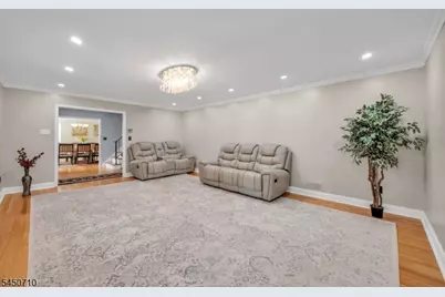 9 Wooded Hill Ln, Randolph Township, NJ 07869 - Photo 8