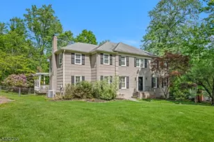 9 Wooded Hill Ln, Randolph Township, NJ 07869 - Photo 1