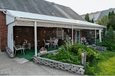 85 Strong St, Wallington, NJ 07057 - Photo 6