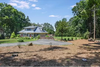 39 Circle Ave, Wayne, NJ 07470 - Photo 32