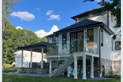 63 Billingsley Dr, Livingston, NJ 07039 - Photo 2