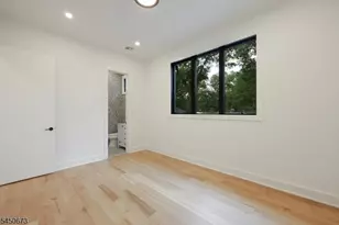 63 Billingsley Dr, Livingston, NJ 07039 - Photo 22