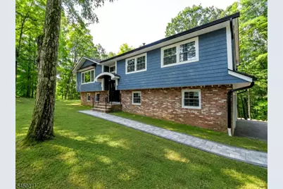 220 Brook Valley Rd, Montville Township, NJ 07082 - Photo 2