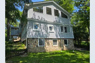 106 Poplar Grove Ter, West Milford, NJ 07480 - Photo 2