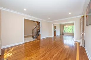 20 Hugenot St, East Hanover Township, NJ 07936 - Photo 14