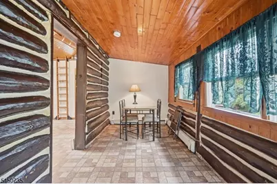 26 Clubhouse Ave, West Milford, NJ 07480 - Photo 4