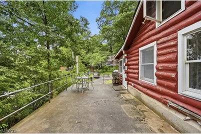 26 Clubhouse Ave, West Milford, NJ 07480 - Photo 32
