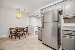 63 Sunrise Dr, Hanover Township, NJ 07981 - Photo 8