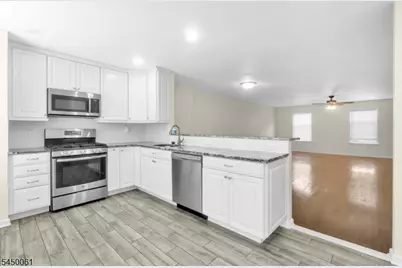 3641 Bergen Ct, North Bergen, NJ 07047 - Photo 8