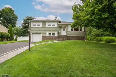 19 Andover Dr, Wayne, NJ 07470 - Photo 20
