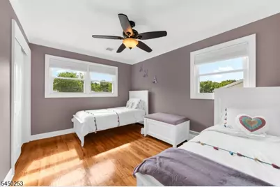 19 Andover Dr, Wayne, NJ 07470 - Photo 14