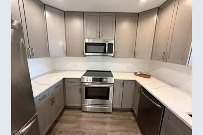 1 Carriage City Plz #1620, Rahway, NJ 07065 - Photo 2