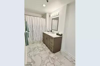 1 Carriage City Plz #1620, Rahway, NJ 07065 - Photo 18
