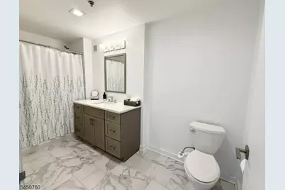 1 Carriage City Plz #1620, Rahway, NJ 07065 - Photo 16