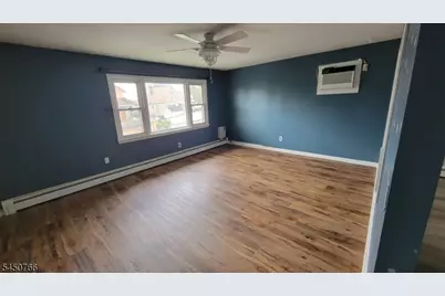 39 Wadsworth St, Wallington, NJ 07057 - Photo 4