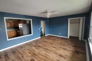 39 Wadsworth St, Wallington, NJ 07057 - Photo 2