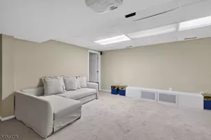 90 Winged Foot Dr, Livingston Twp., NJ 07039 - Photo 32