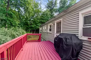 17 Stafford Dr, Wanaque, NJ 07465 - Photo 46