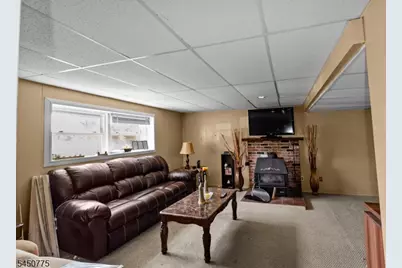 17 Stafford Dr, Wanaque, NJ 07465 - Photo 36