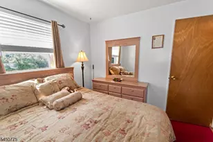 17 Stafford Dr, Wanaque, NJ 07465 - Photo 20