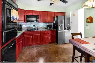 17 Stafford Dr, Wanaque, NJ 07465 - Photo 10