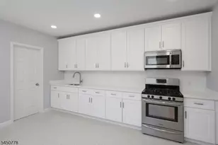 812 Bayway Ave, Elizabeth, NJ 07202 - Photo 4
