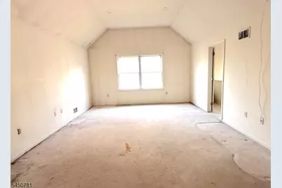 11 Decicco Dr, Raritan, NJ 08869 - Photo 12