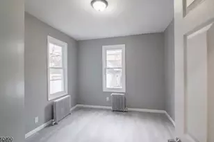 127 Brookwood St, East Orange, NJ 07018 - Photo 6
