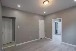 127 Brookwood St, East Orange, NJ 07018 - Photo 2